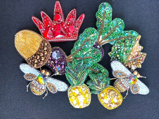 Jewellery - Brooches