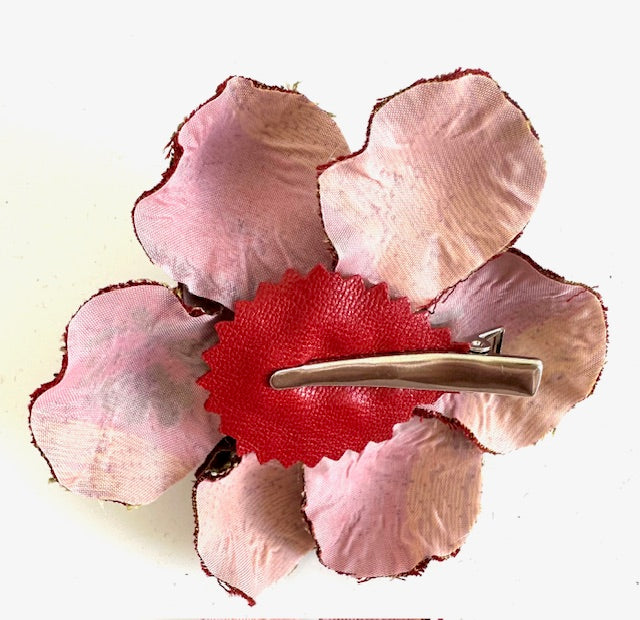 Jacquard Flower Brooch: Red with Gold