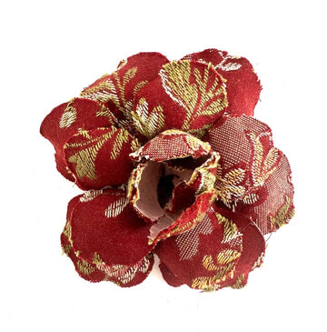 Jacquard Flower Brooch: Red with Green