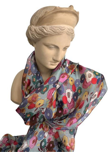 Scarf(Silk): Flowers Aplenty