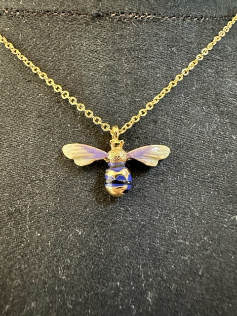 Necklace: Bee