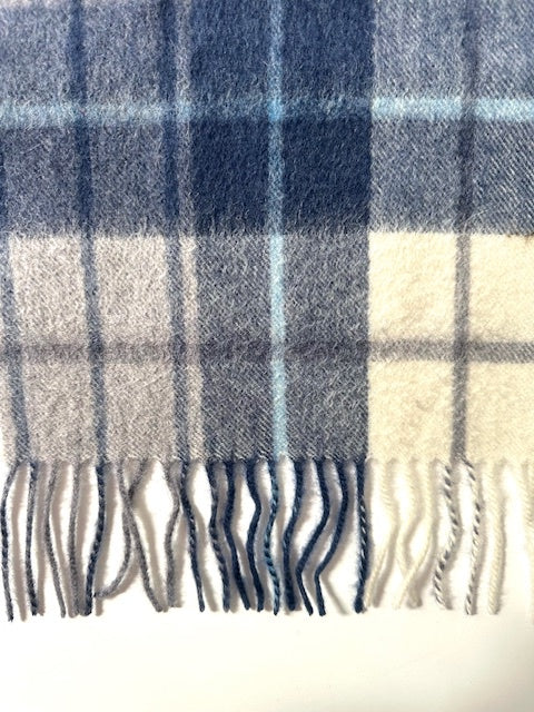 Scottish Tartan Scarf: Mill Check Navy