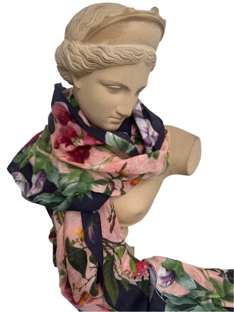 Scarf(Fine Merino and Wool): A Georgian Flower Garden