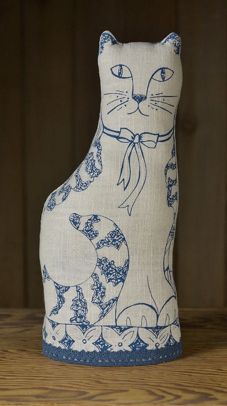 Linen Figure (Jill Pargeter): Cat